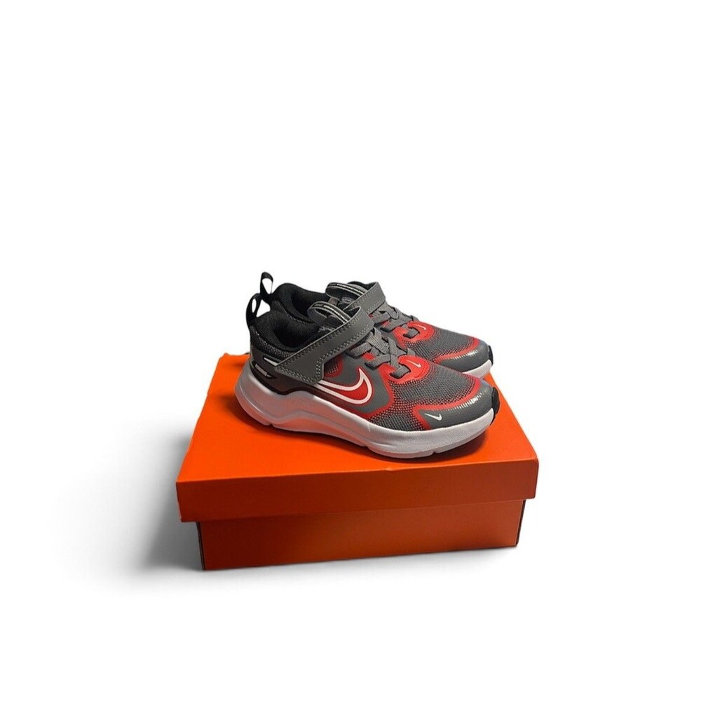 NWT Nike Cosmic Kids Sneakers Shoes Size 11c